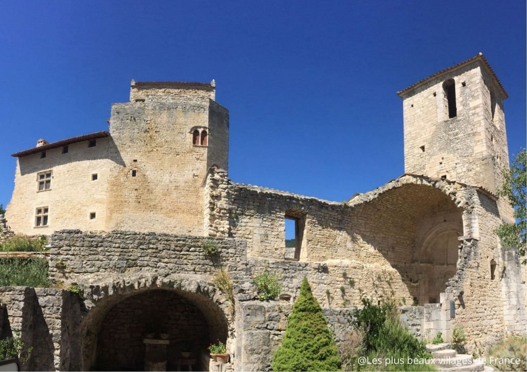 Village drome
